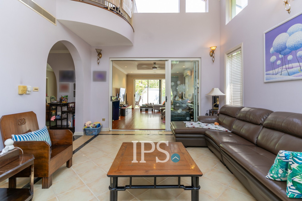 3 Bedroom Villa For Sale - North Bridge, Teuk Thla, Phnom Penh - Image 2