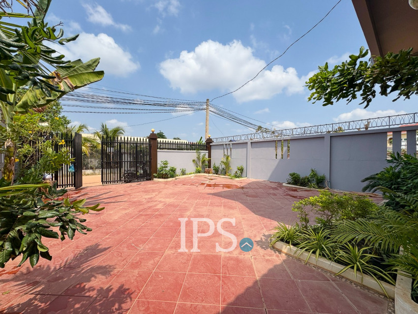 3 Bedroom House For Rent - Svay Dangkum, Siem Reap