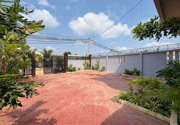 3 Bedroom House For Rent - Svay Dangkum, Siem Reap thumbnail