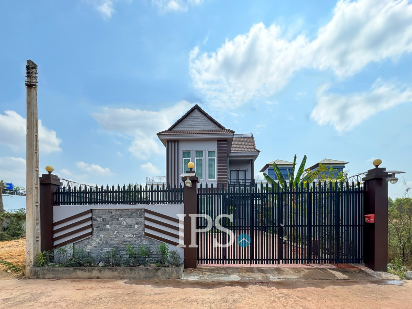 3 Bedroom House For Rent - Svay Dangkum, Siem Reap