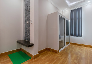 3 Bedroom House For Rent - Svay Dangkum, Siem Reap thumbnail