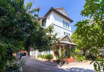 1 Bedroom Apartment For Rent - Svay Dangkum, Siem Reap thumbnail