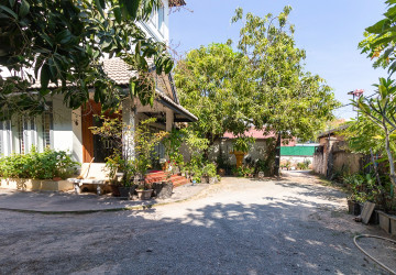 1 Bedroom Apartment For Rent - Svay Dangkum, Siem Reap thumbnail