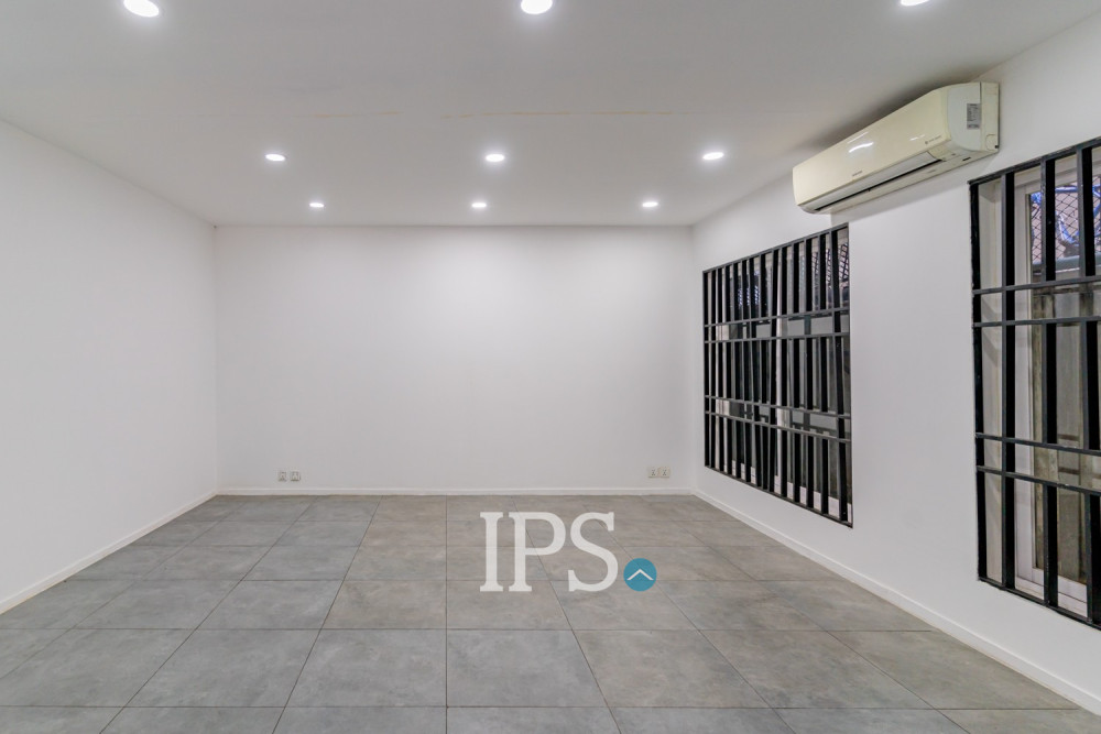 99 Sqm Retail Space For Rent - BKK1, Phnom Penh - Image 7