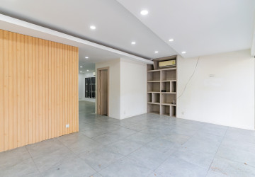 99 Sqm Retail Space For Rent - BKK1, Phnom Penh thumbnail