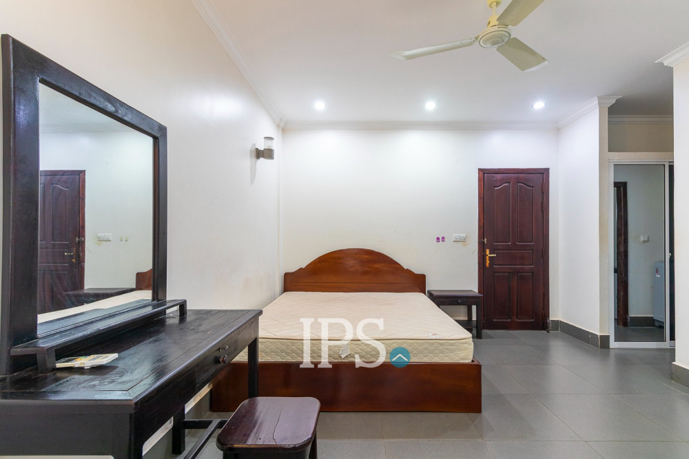 1 Bedroom Apartment For Rent - Svay Dangkum, Siem Reap - Image 13