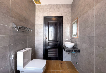 2 Bedroom Apartment For Rent - Slor Kram, Siem Reap thumbnail