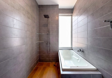 2 Bedroom Apartment For Rent - Slor Kram, Siem Reap thumbnail