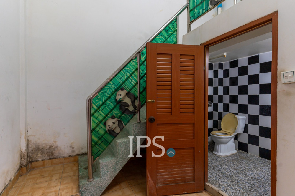 286 Sqm Corner Retail Space For Rent - Chakto Mukh, Phnom Penh - Image 15