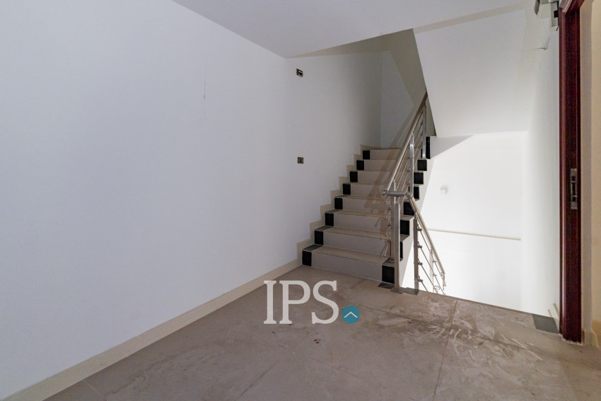 12 Bedroom Double Shophouse For Rent - Sen Sok, Phnom Penh
