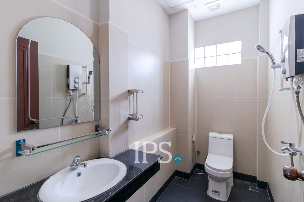 2 Bedroom House For Rent - Svay Dangkum, Siem Reap - Image 17