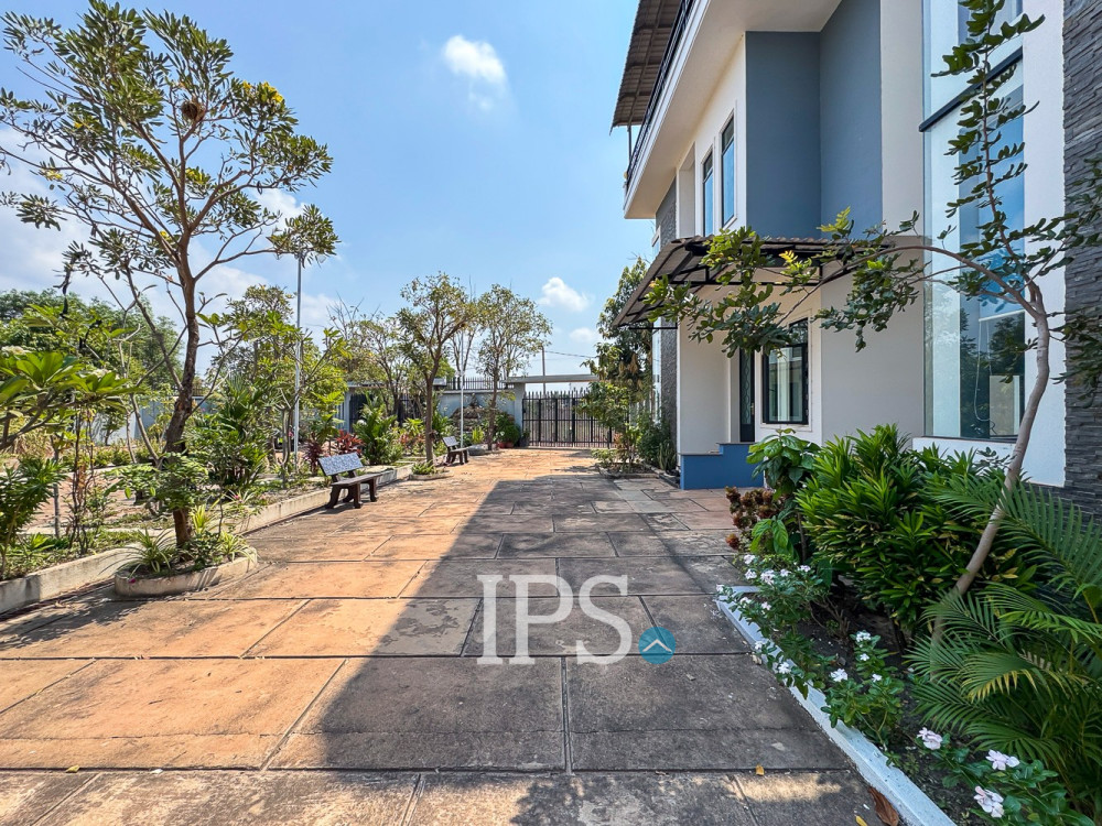 2 Bedroom House For Rent - Svay Dangkum, Siem Reap - Image 26