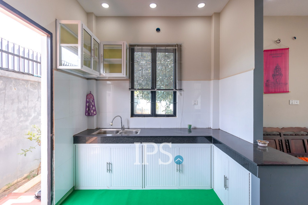 2 Bedroom House For Rent - Svay Dangkum, Siem Reap - Image 8