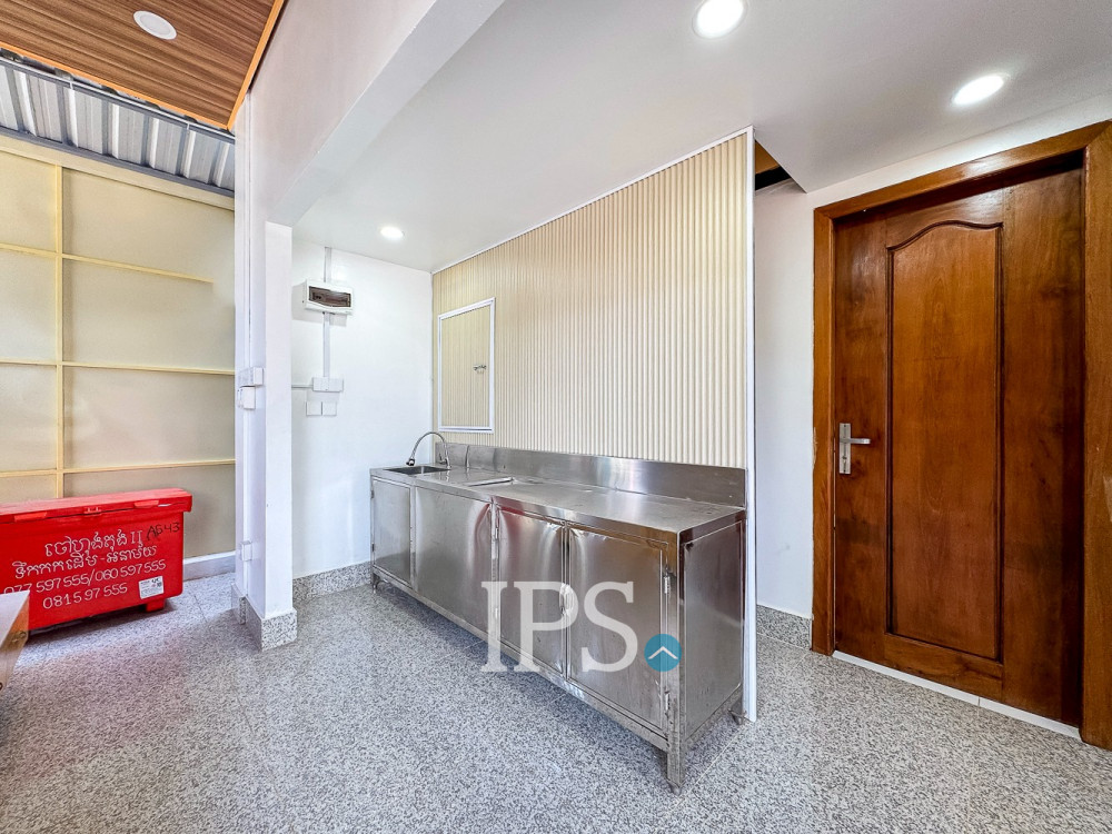 89 Sqm Commercial Building For Sale - Svay Dangkum, Siem Reap - Image 11