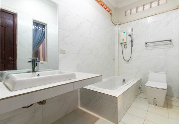 3 Bedroom House For Rent - Slor Kram, Siem Reap thumbnail