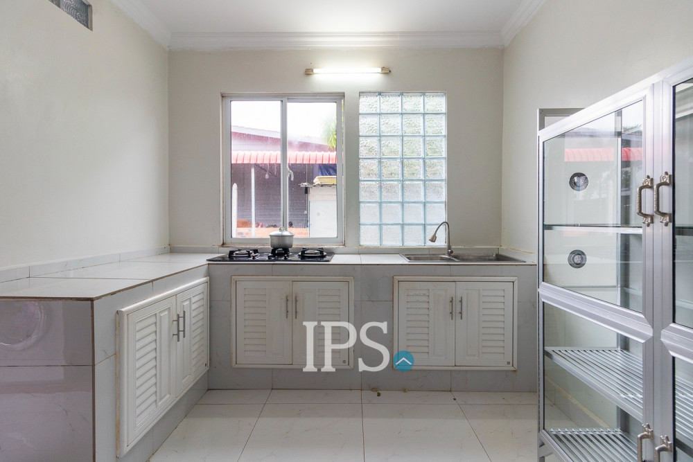 3 Bedroom House For Rent - Slor Kram, Siem Reap - Image 8