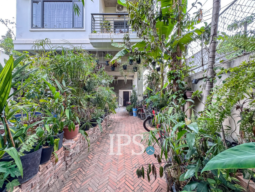 1 Bedroom Apartment For Rent - Svay Dangkum, Siem Reap