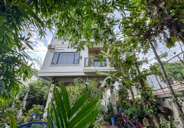 1 Bedroom Apartment For Rent - Svay Dangkum, Siem Reap thumbnail