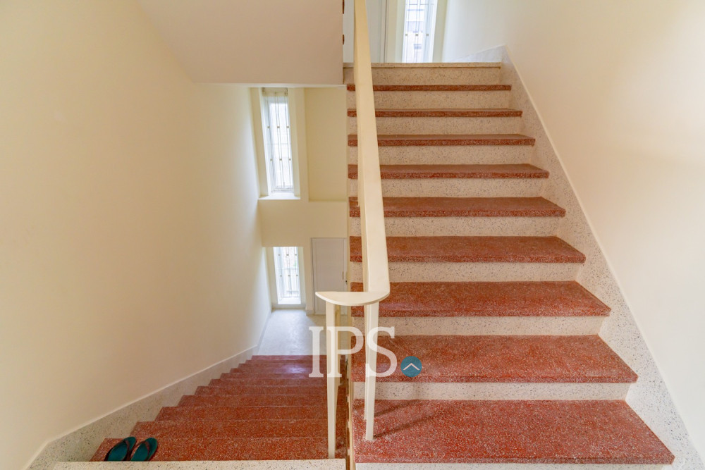 1 Bedroom Apartment For Rent - Beoung Tumpun, Phnom Penh - Image 17