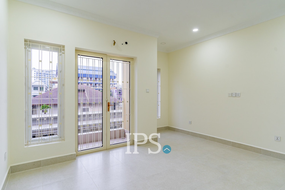 1 Bedroom Apartment For Rent - Beoung Tumpun, Phnom Penh - Image 7