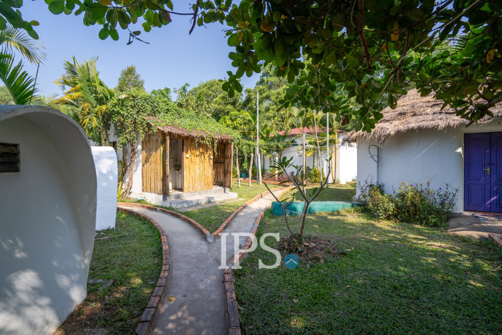 22 Bedroom Resort Hotel Business For Sale - Andoung Khmer, Kampot - Image 2