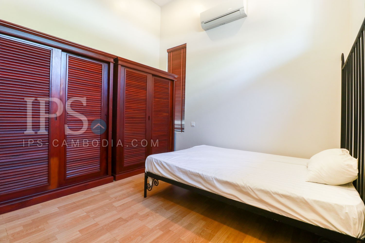 6 Bedroom House  For Sale - Svay Dangkum, Siem Reap - Image 16