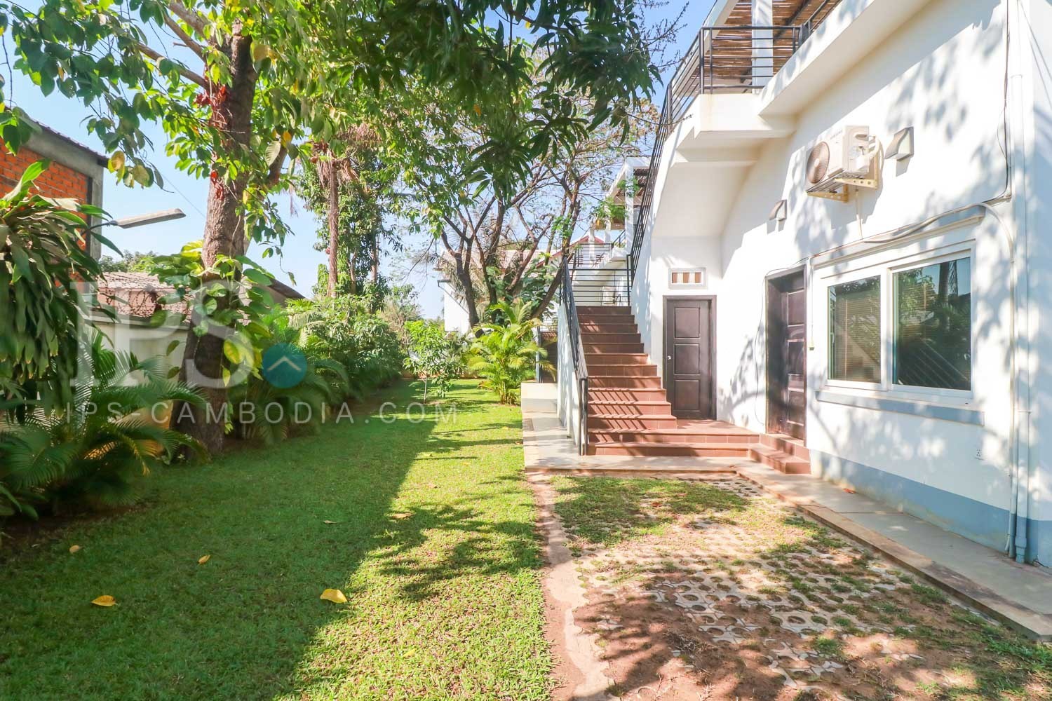 6 Bedroom House  For Sale - Svay Dangkum, Siem Reap - Image 25