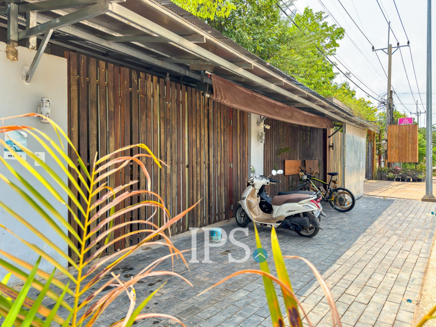 1,000 Sqm Commercial Building For Rent - Svay Dangkum, Siem Reap