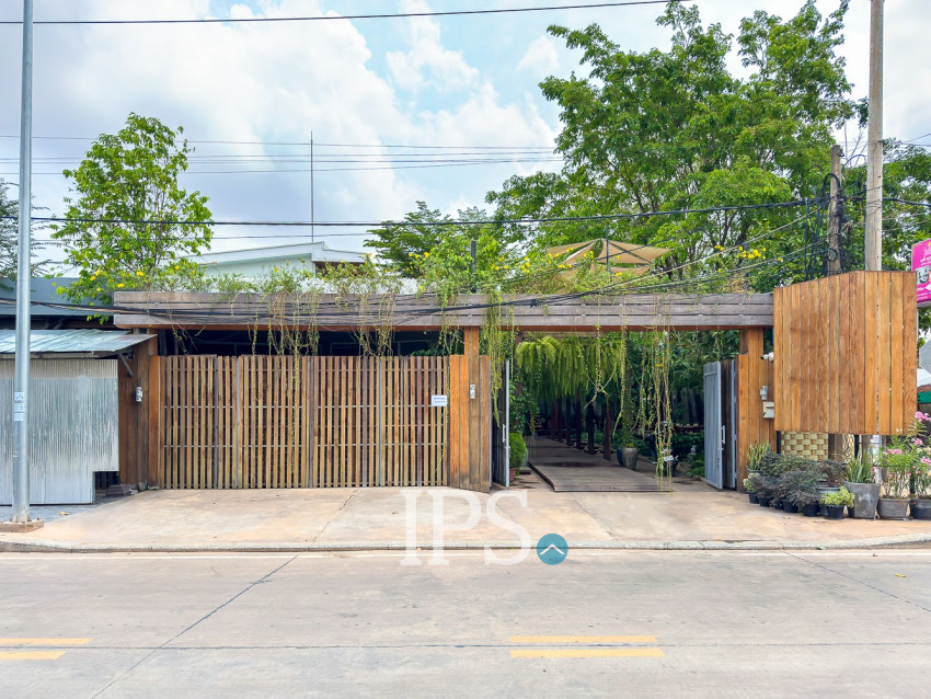 1,000 Sqm Commercial Building For Rent - Svay Dangkum, Siem Reap