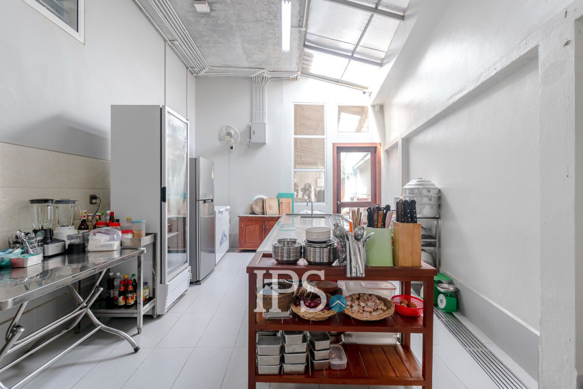 1,000 Sqm Commercial Building For Rent - Svay Dangkum, Siem Reap
