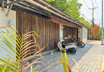 1,000 Sqm Commercial Building For Rent - Svay Dangkum, Siem Reap thumbnail