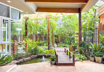 1,000 Sqm Commercial Building For Rent - Svay Dangkum, Siem Reap thumbnail