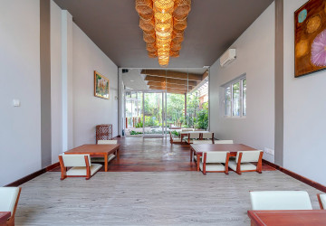 1,000 Sqm Commercial Building For Rent - Svay Dangkum, Siem Reap thumbnail