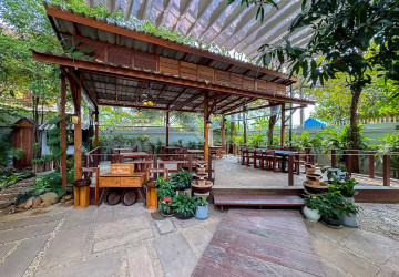 1,000 Sqm Commercial Building For Rent - Svay Dangkum, Siem Reap thumbnail