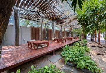 1,000 Sqm Commercial Building For Rent - Svay Dangkum, Siem Reap thumbnail