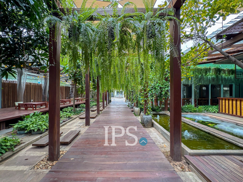 1,000 Sqm Commercial Building For Rent - Svay Dangkum, Siem Reap