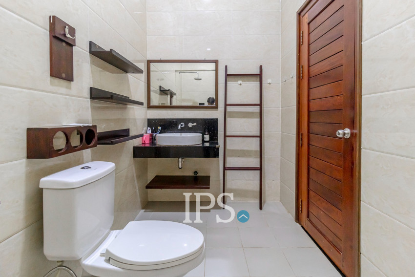 1,000 Sqm Commercial Building For Rent - Svay Dangkum, Siem Reap