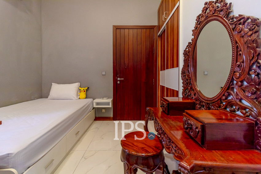 1,000 Sqm Commercial Building For Rent - Svay Dangkum, Siem Reap