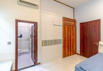 1,000 Sqm Commercial Building For Rent - Svay Dangkum, Siem Reap thumbnail
