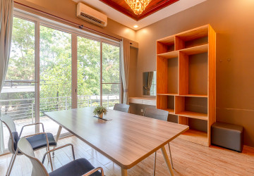 1,000 Sqm Commercial Building For Rent - Svay Dangkum, Siem Reap thumbnail