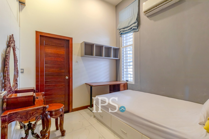 1,000 Sqm Commercial Building For Rent - Svay Dangkum, Siem Reap