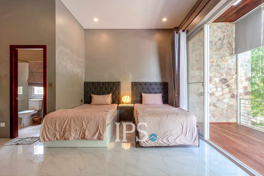 1,000 Sqm Commercial Building For Rent - Svay Dangkum, Siem Reap
