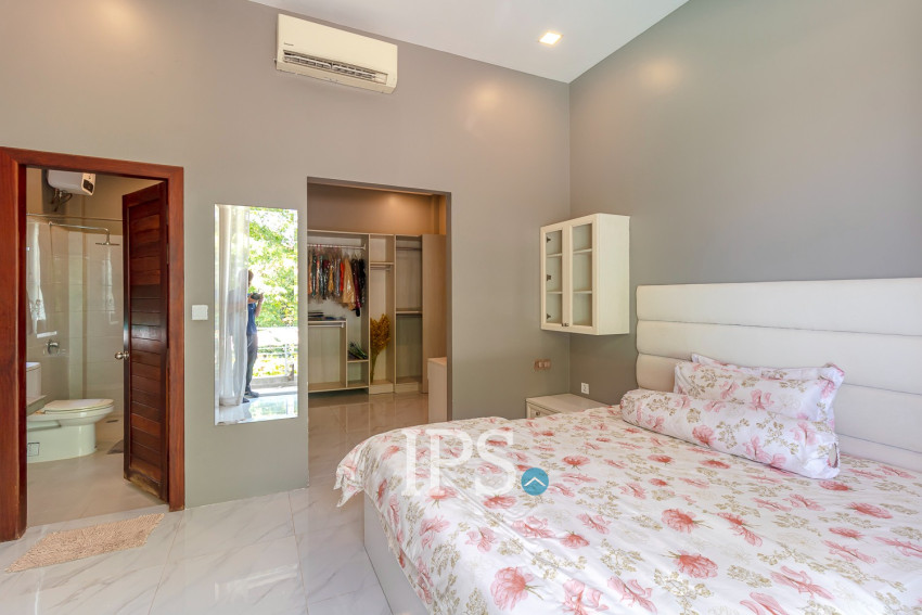 1,000 Sqm Commercial Building For Rent - Svay Dangkum, Siem Reap