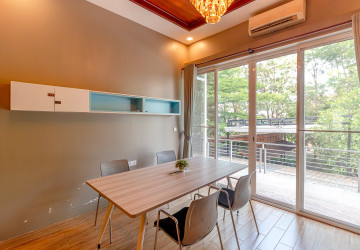 1,000 Sqm Commercial Building For Rent - Svay Dangkum, Siem Reap thumbnail