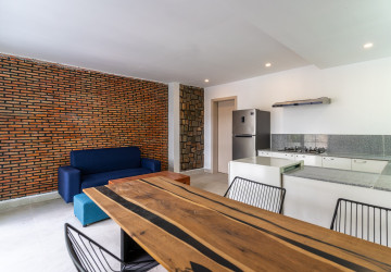 1 Bedroom Renovated Apartment For Rent - Tonle Bassac, Phnom Penh thumbnail