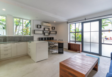 1 Bedroom Renovated Apartment For Rent - Tonle Bassac, Phnom Penh thumbnail