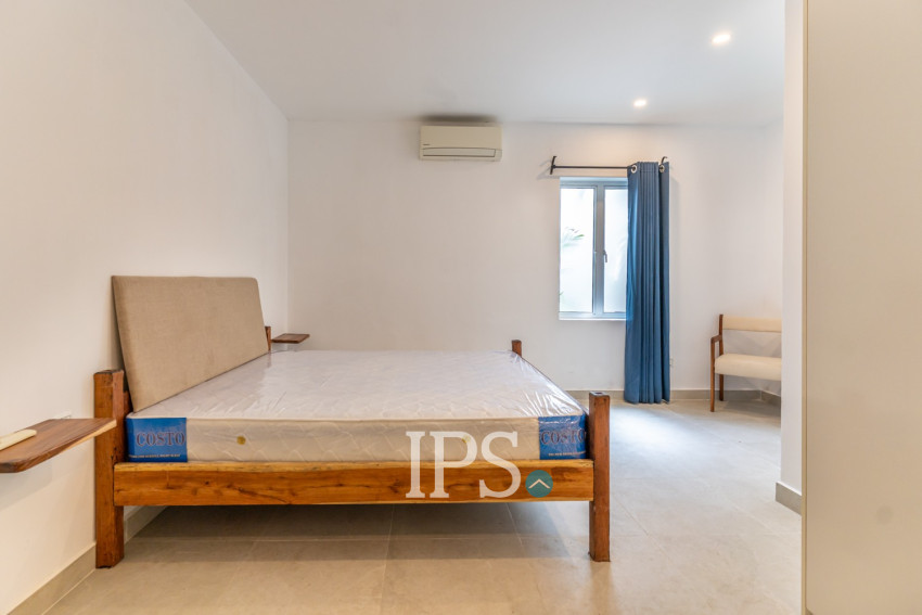 1 Bedroom Renovated Apartment For Rent - Tonle Bassac, Phnom Penh