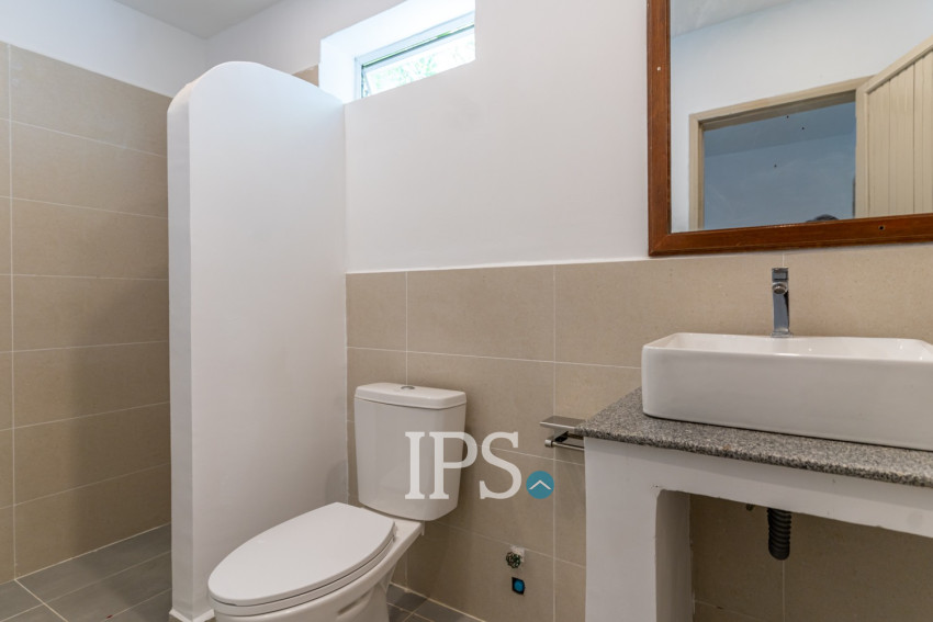 1 Bedroom Renovated Apartment For Rent - Tonle Bassac, Phnom Penh