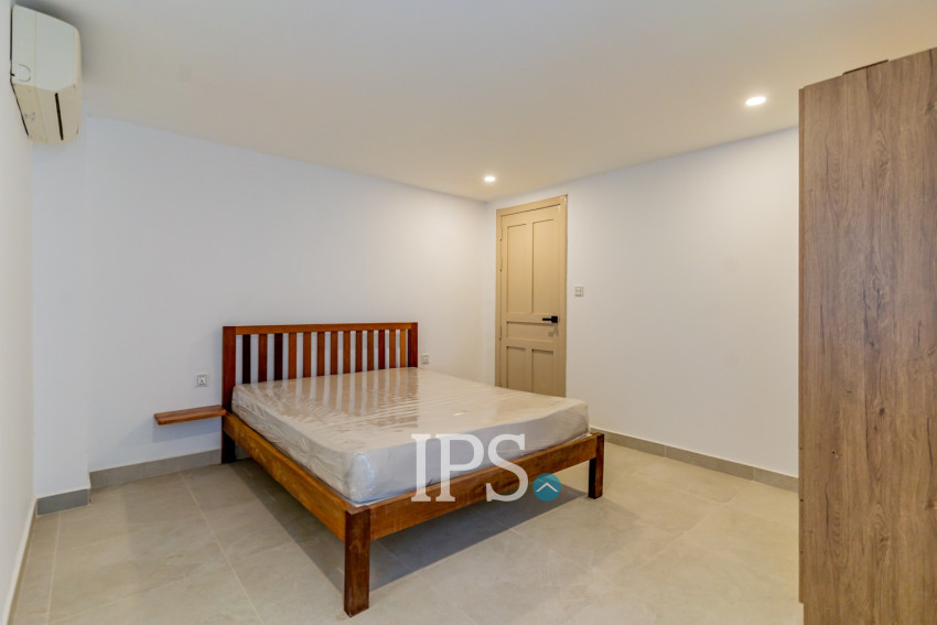 Renovated 4 Bedroom Apartment For Rent - Tonle Bassac, Phnom Penh