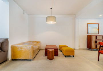 Renovated 4 Bedroom Apartment For Rent - Tonle Bassac, Phnom Penh thumbnail